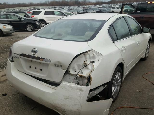 1N4AL21E19N528427 - 2009 NISSAN ALTIMA 2.5 WHITE photo 4