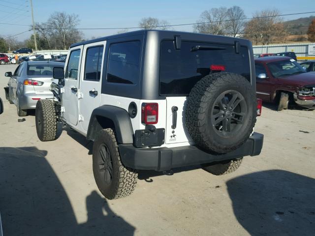 1C4BJWDG1HL560667 - 2017 JEEP WRANGLER U WHITE photo 3