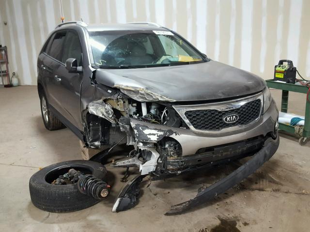 5XYKT4A18BG145492 - 2011 KIA SORENTO BA BLACK photo 1