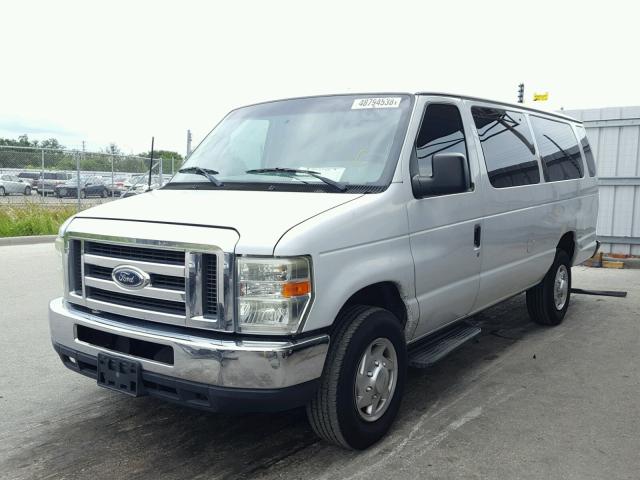 1FBSS31L18DB31556 - 2008 FORD ECONO E350 WHITE photo 2