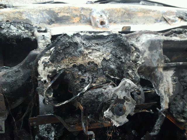 1GNEV23D39S163073 - 2009 CHEVROLET TRAVERSE L BURN photo 8