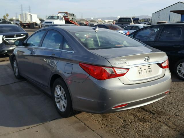 5NPEB4AC9DH804192 - 2013 HYUNDAI SONATA GLS GRAY photo 3