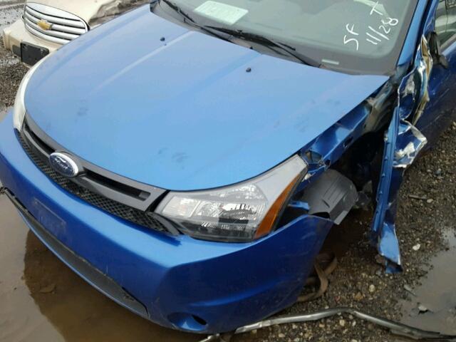 1FAHP3GN6AW125669 - 2010 FORD FOCUS SES BLUE photo 10