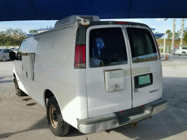 1GCHG35R6V1106624 - 1997 CHEVROLET EXPRESS G3 WHITE photo 3