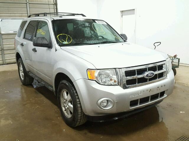 1FMCU0D76AKA79331 - 2010 FORD ESCAPE XLT SILVER photo 1