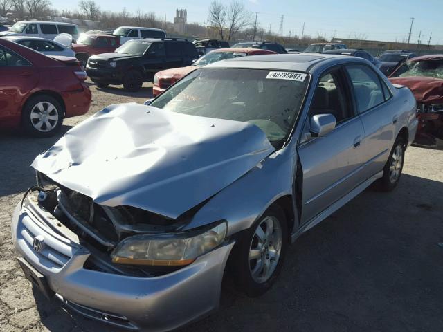 1HGCG66812A028462 - 2002 HONDA ACCORD EX SILVER photo 2