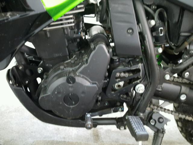 JKAKLEE19FDA82758 - 2015 KAWASAKI KL650 E GREEN photo 11