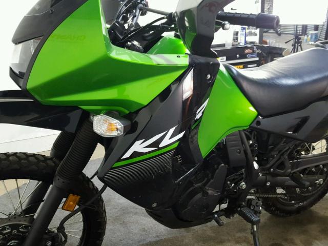 JKAKLEE19FDA82758 - 2015 KAWASAKI KL650 E GREEN photo 13