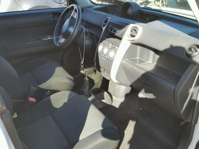 JTLKT334064067770 - 2006 TOYOTA SCION XB თეთრი ფოტო 5