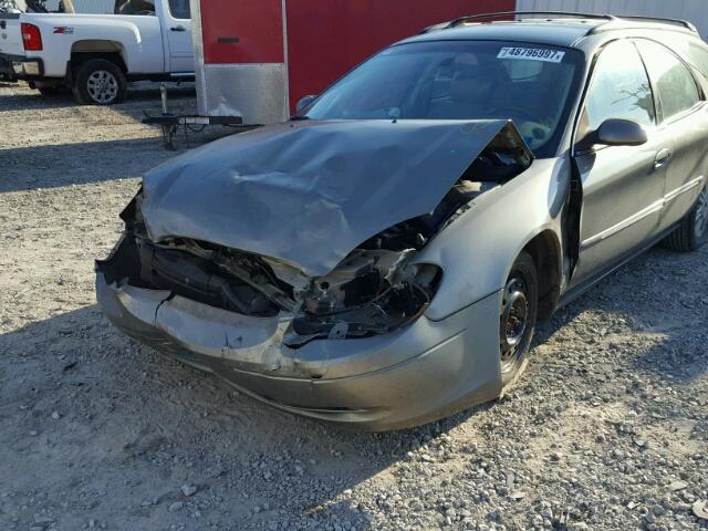 1FAFP59S03A146135 - 2003 FORD TAURUS SEL GRAY photo 10