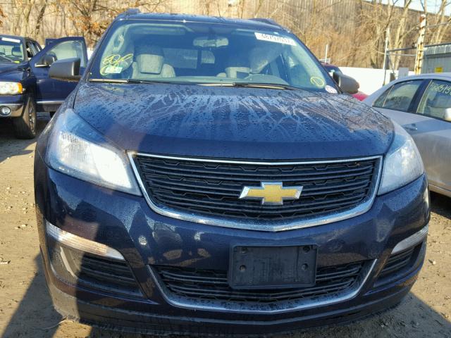 1GNKRFED4FJ304326 - 2015 CHEVROLET TRAVERSE L BLUE photo 9