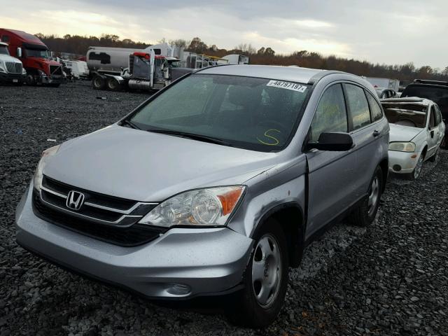 5J6RE3H39AL031606 - 2010 HONDA CR-V LX SILVER photo 2