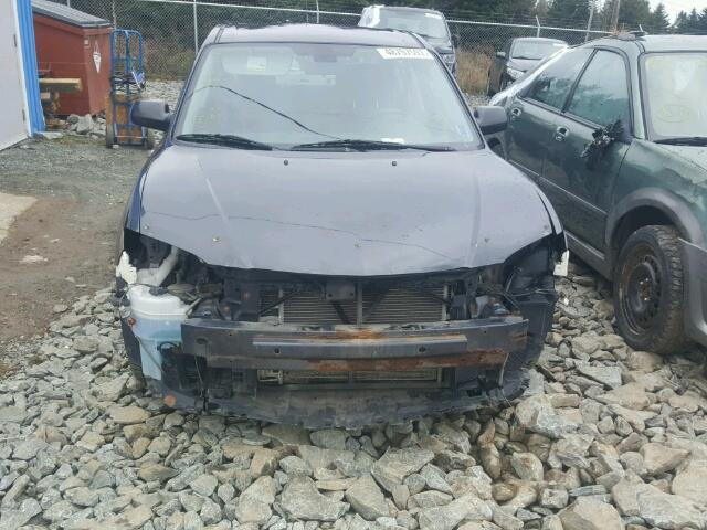 JM1BK12F951302799 - 2005 MAZDA 3 I GRAY photo 9