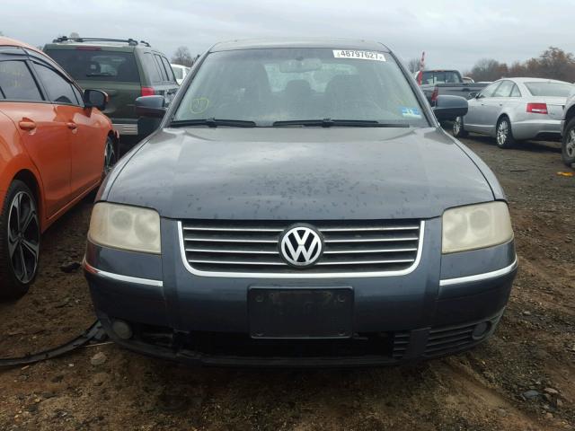 WVWRH63B23P246589 - 2003 VOLKSWAGEN PASSAT GLX GRAY photo 9