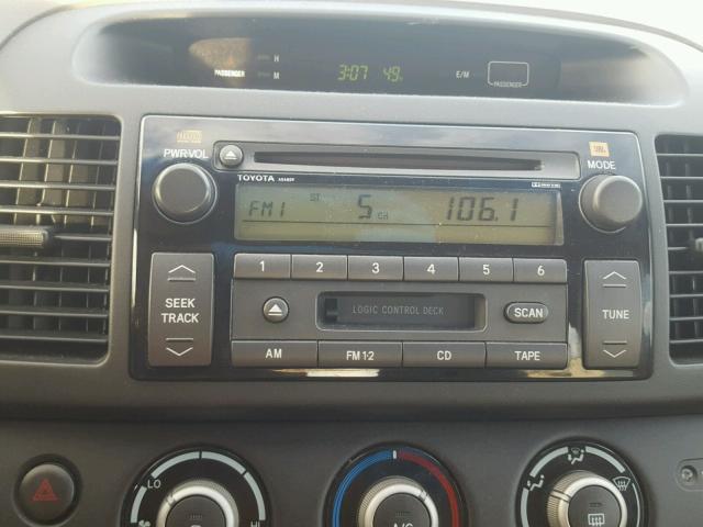 4T1BF30K85U110140 - 2005 TOYOTA CAMRY LE ოქროსფერი ფოტო 9