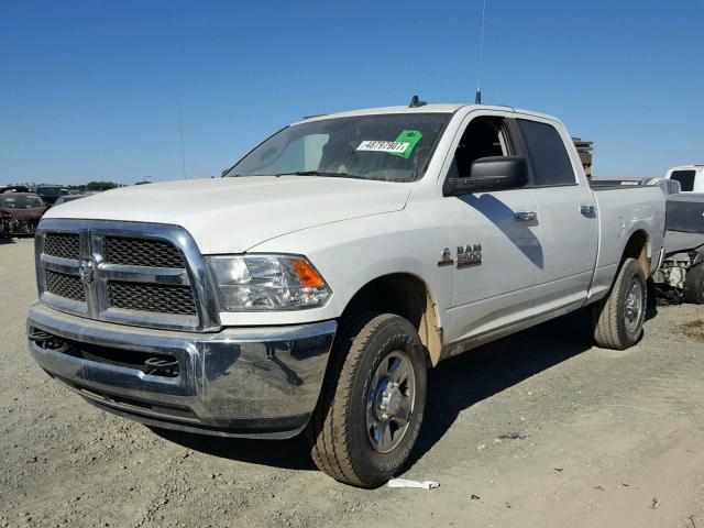 3C6UR5DL8HG620571 - 2017 RAM 2500 SLT WHITE photo 2