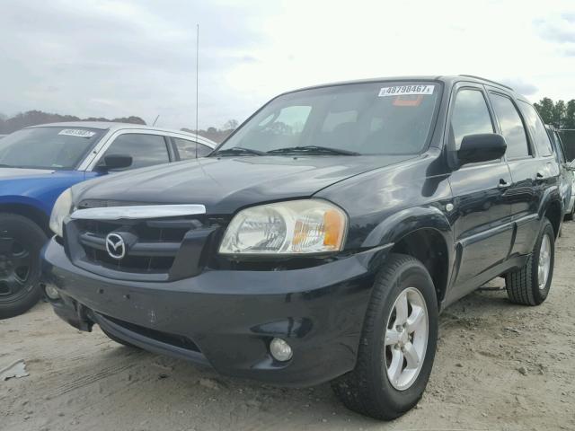 4F2YZ04155KM37600 - 2005 MAZDA TRIBUTE S BLACK photo 2