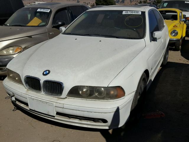 WBADT43482GY40145 - 2002 BMW 525 I AUTO WHITE photo 2