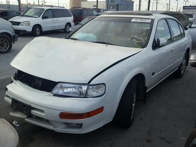 JN1CA21D4XT822691 - 1999 NISSAN MAXIMA GLE WHITE photo 2