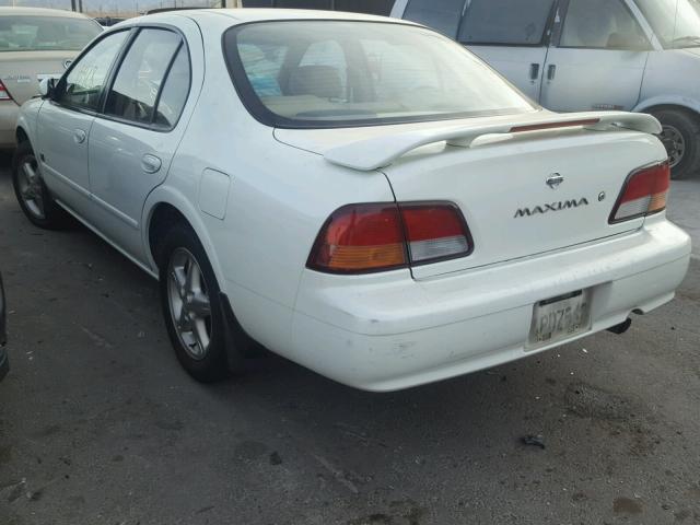 JN1CA21D4XT822691 - 1999 NISSAN MAXIMA GLE WHITE photo 3