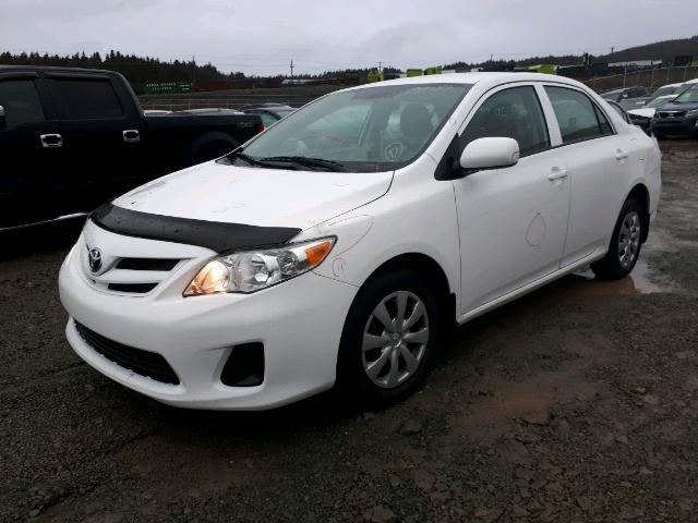 2T1BU4EE7DC043643 - 2013 TOYOTA COROLLA BA WHITE photo 2