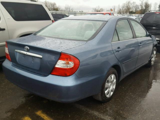 JTDBE32K330155348 - 2003 TOYOTA CAMRY LE BLUE photo 4