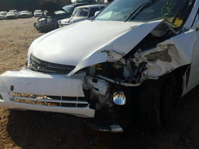 JTDBE32KX30174804 - 2003 TOYOTA CAMRY LE თეთრი ფოტო 9