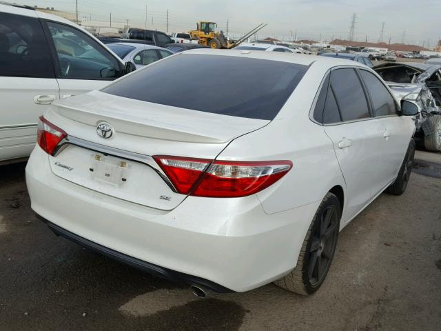 4T1BF1FK0FU039531 - 2015 TOYOTA CAMRY LE WHITE photo 4