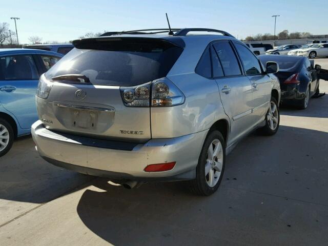 2T2GA31U05C020711 - 2005 LEXUS RX 330 SILVER photo 4