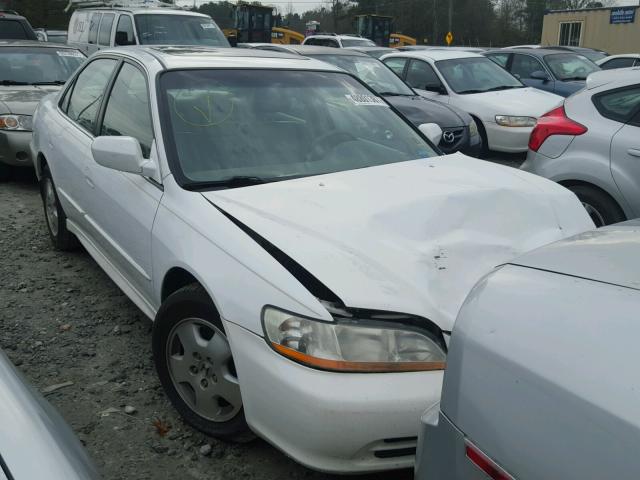 1HGCG16572A024652 - 2002 HONDA ACCORD EX WHITE photo 1