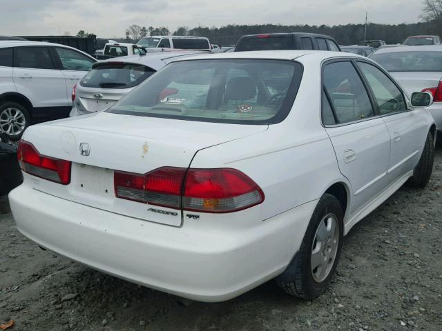 1HGCG16572A024652 - 2002 HONDA ACCORD EX WHITE photo 4