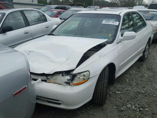 1HGCG16572A024652 - 2002 HONDA ACCORD EX WHITE photo 9