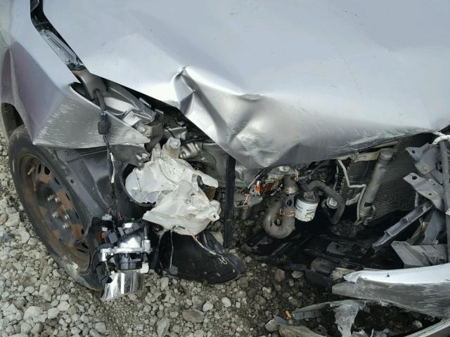 JM1BL1UF1B1435126 - 2011 MAZDA 3 I SILVER photo 9