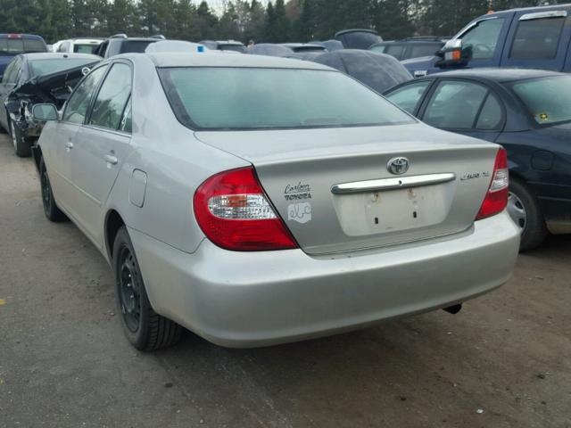 4T1BE32K24U844464 - 2004 TOYOTA CAMRY LE SILVER photo 3