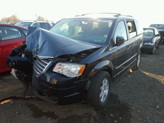 2A4RR5D1XAR334387 - 2010 CHRYSLER TOWN & COU BLACK photo 2