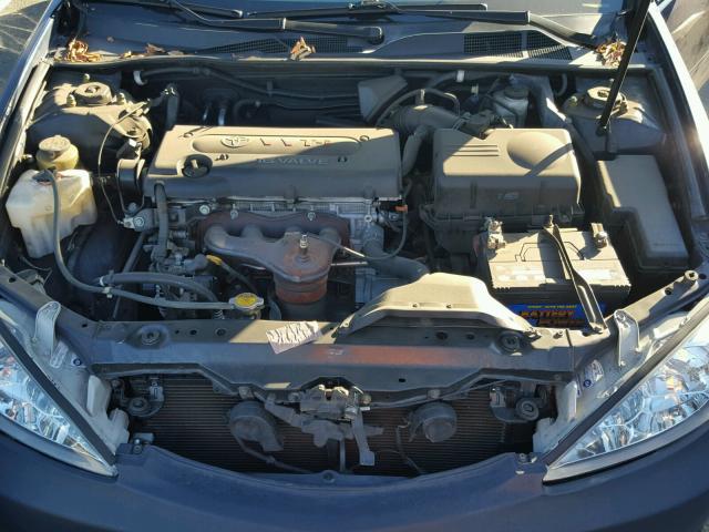 4T1BE32K84U357818 - 2004 TOYOTA CAMRY LE 蓝色 照片 7