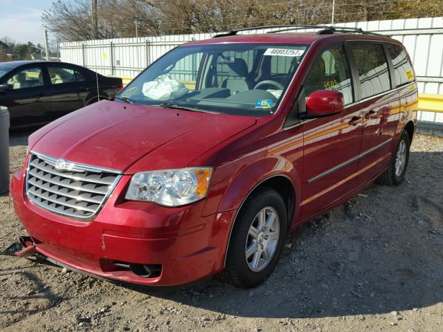 2A4RR5D10AR235299 - 2010 CHRYSLER TOWN & COU RED photo 2