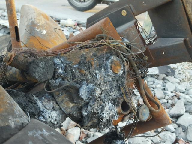 1HD1KH419BB677070 - 2011 HARLEY-DAVIDSON FLTRX 黑色 照片 8