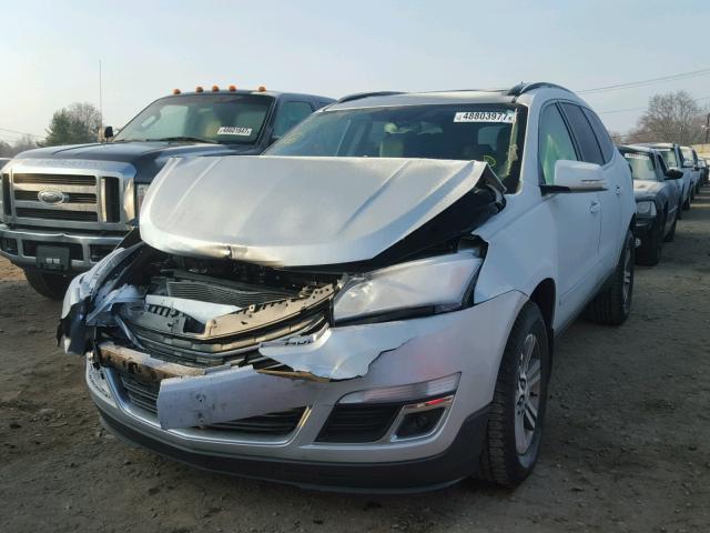 1GNKVHKDXHJ204116 - 2017 CHEVROLET TRAVERSE L SILVER photo 2