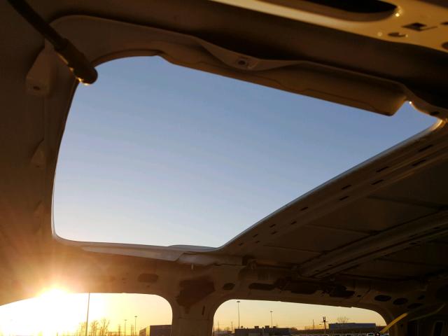 1GYUKJEF0AR184362 - 2010 CADILLAC ESCALADE E WHITE photo 9