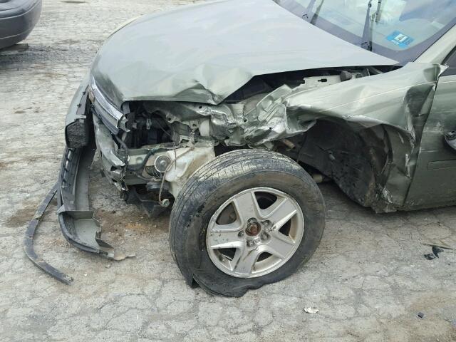 1G1ZT54804F238969 - 2004 CHEVROLET MALIBU LS მწვანე ფოტო 9