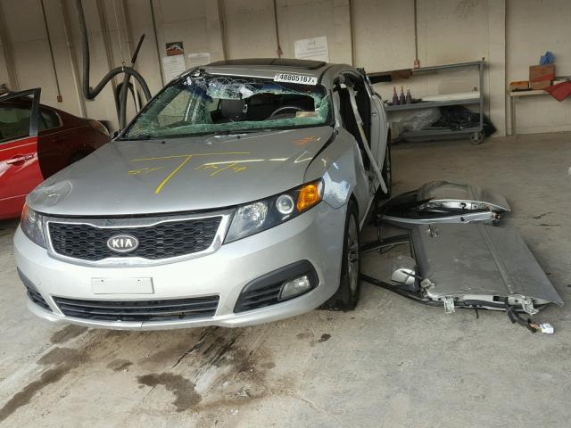 KNAGH4A85A5452322 - 2010 KIA OPTIMA EX SILVER photo 2