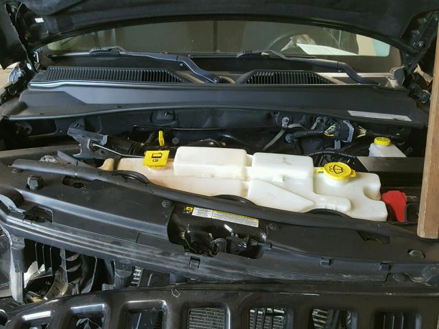 1C4PJMAK3CW151001 - 2012 JEEP LIBERTY SP BLACK photo 7