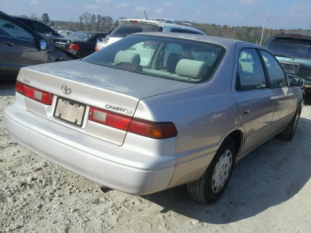 4T1BG22K4WU333815 - 1998 TOYOTA CAMRY CE BEIGE photo 4