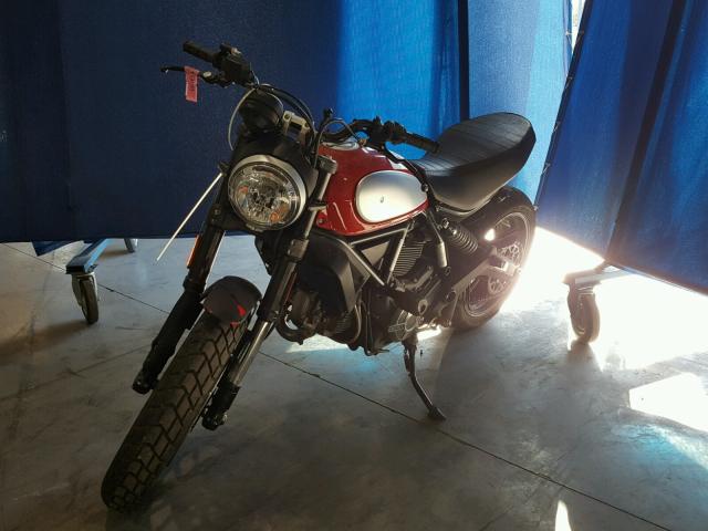 ML015ANMXHT010911 - 2017 DUCATI SCRAMBLER Qırmızı foto 2