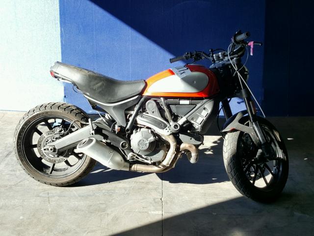 ML015ANMXHT010911 - 2017 DUCATI SCRAMBLER Qırmızı foto 9