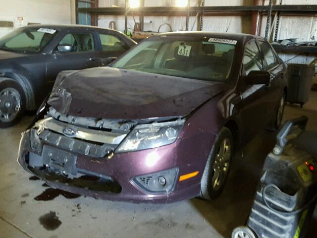 3FAHP0HA9CR249449 - 2012 FORD FUSION SE BURGUNDY photo 2