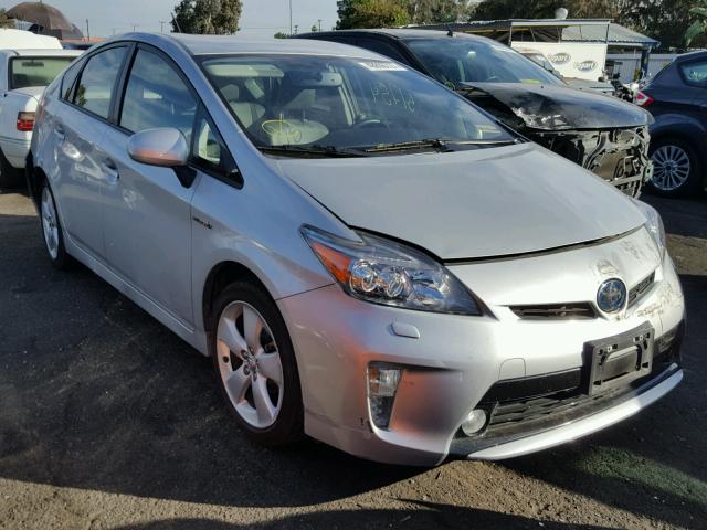 JTDKN3DU3E1759705 - 2014 TOYOTA PRIUS SILVER photo 1