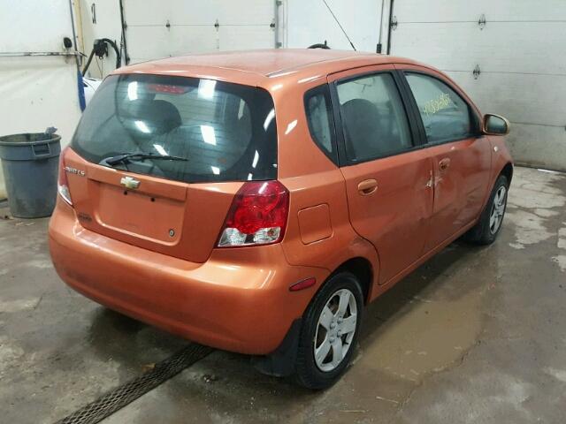 KL1TD66666B614409 - 2006 CHEVROLET AVEO BASE ORANGE photo 4