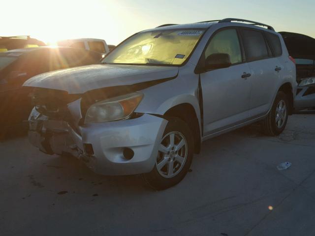 JTMZD33V985097928 - 2008 TOYOTA RAV4 SILVER photo 2